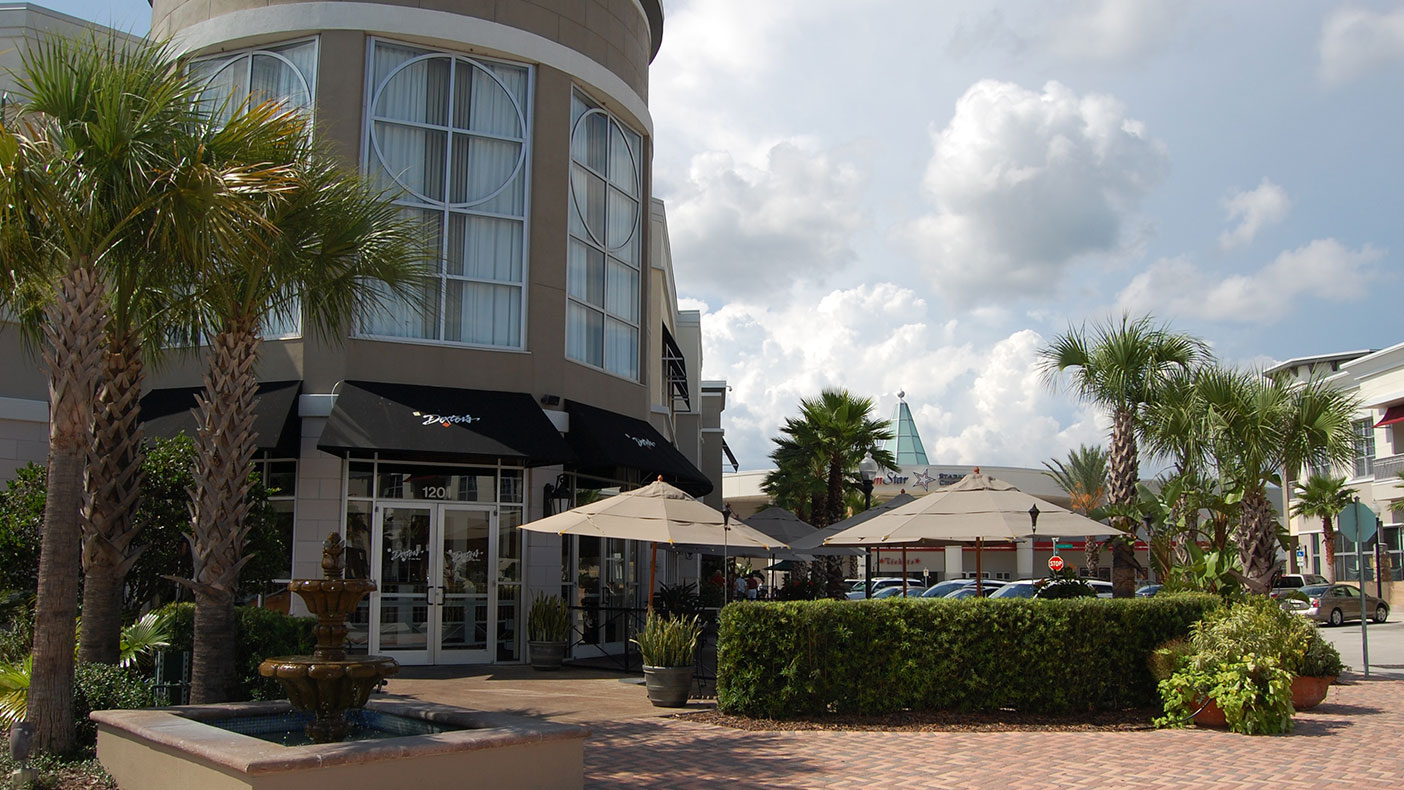 Colonial Town Park's Life Style Center features a walkable environment where retail shops, office buildings, and multi-family units are all within a comfortable distance of one another.