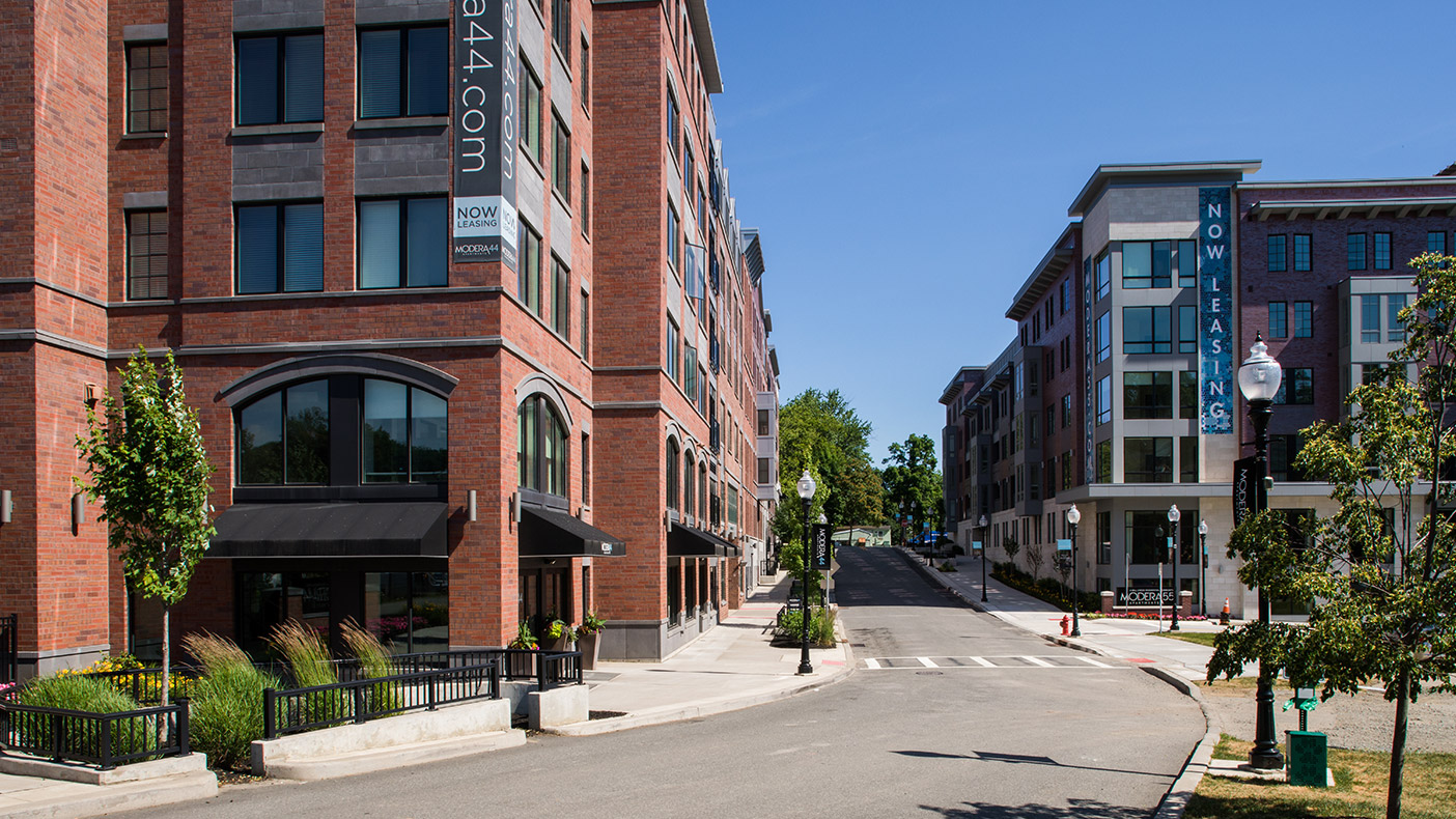 The LEED- inspired plan includes street patterns consistent with historic Morristown, contextual landscape design, and green streets, which will lead to a new municipal park also designed by Dewberry.