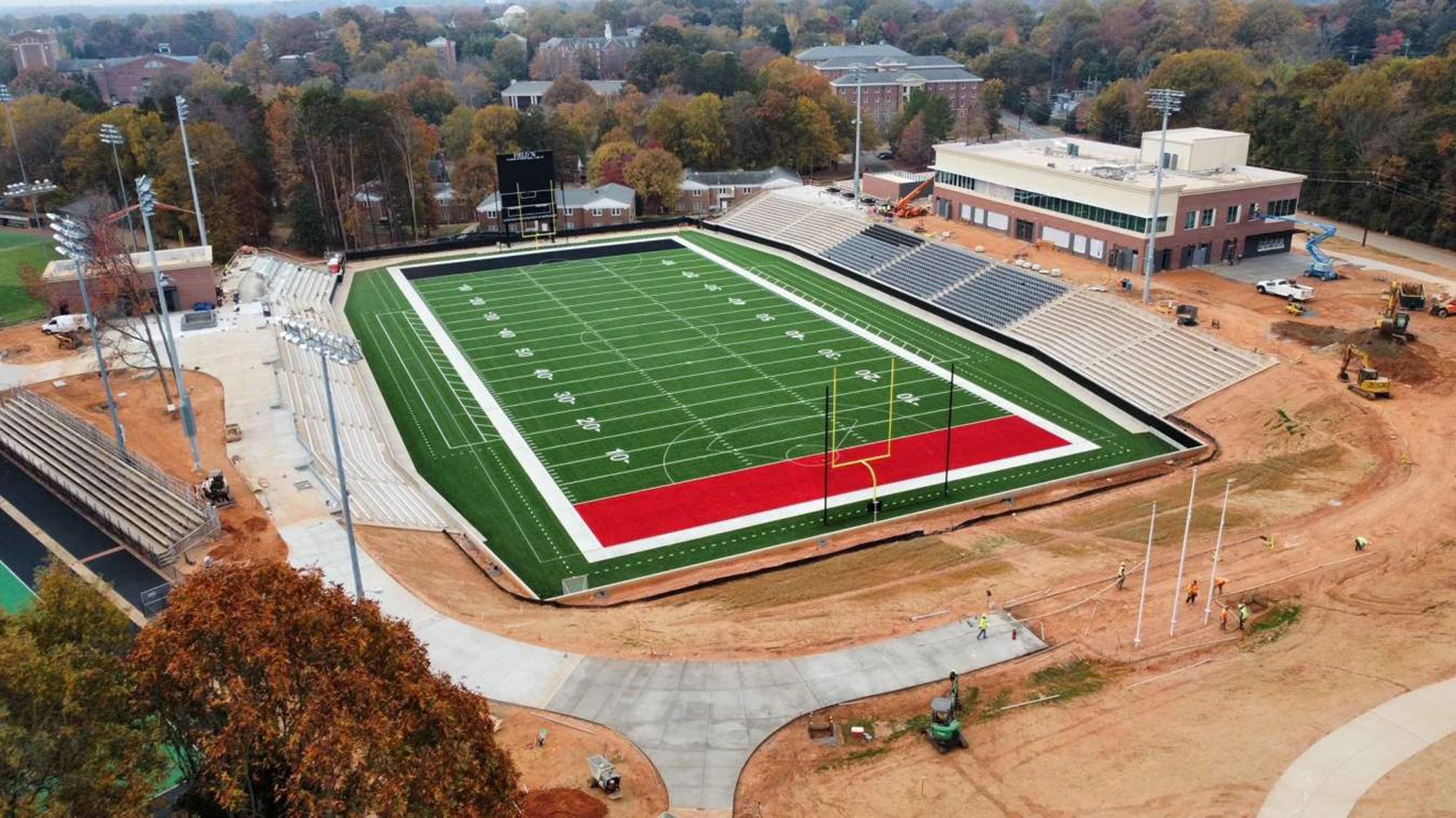 The three-story field house features coaches’ offices, a film room, a media center, the Sheridan Brothers locker rooms, showers, team meeting rooms, a training room, and a weight room. Photo courtesy of Rodgers Builders.